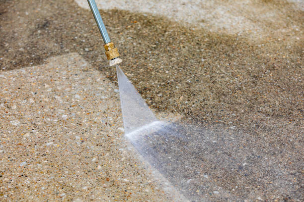 Best Parking Lot and Garage Cleaning  in Valrico, FL